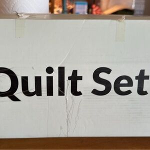 Elegant White Quilt Set